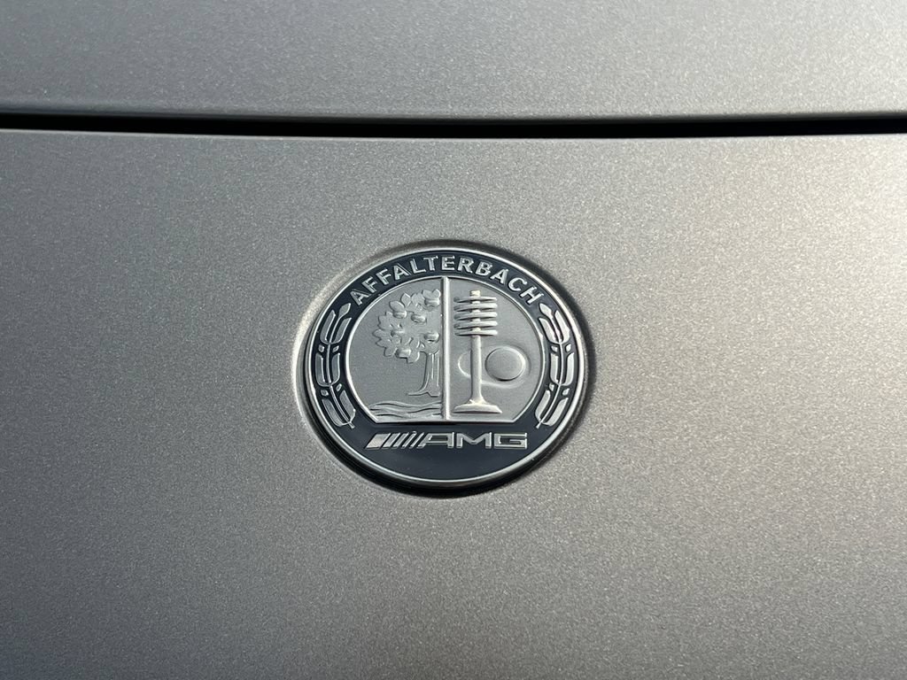 New 2027 Monza Grey Magno Mercedes-Benz AMG® SL 43 Roadster image 56