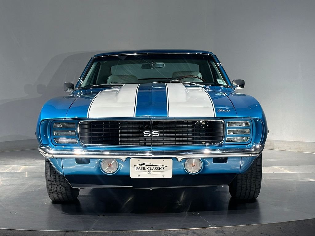 Used 1969 Blue Chevrolet  image 3