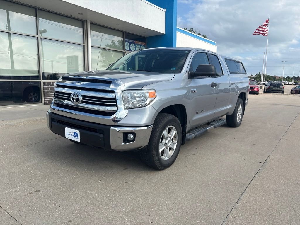 Used 2016 Silver Sky Metallic Toyota SR5 image 1