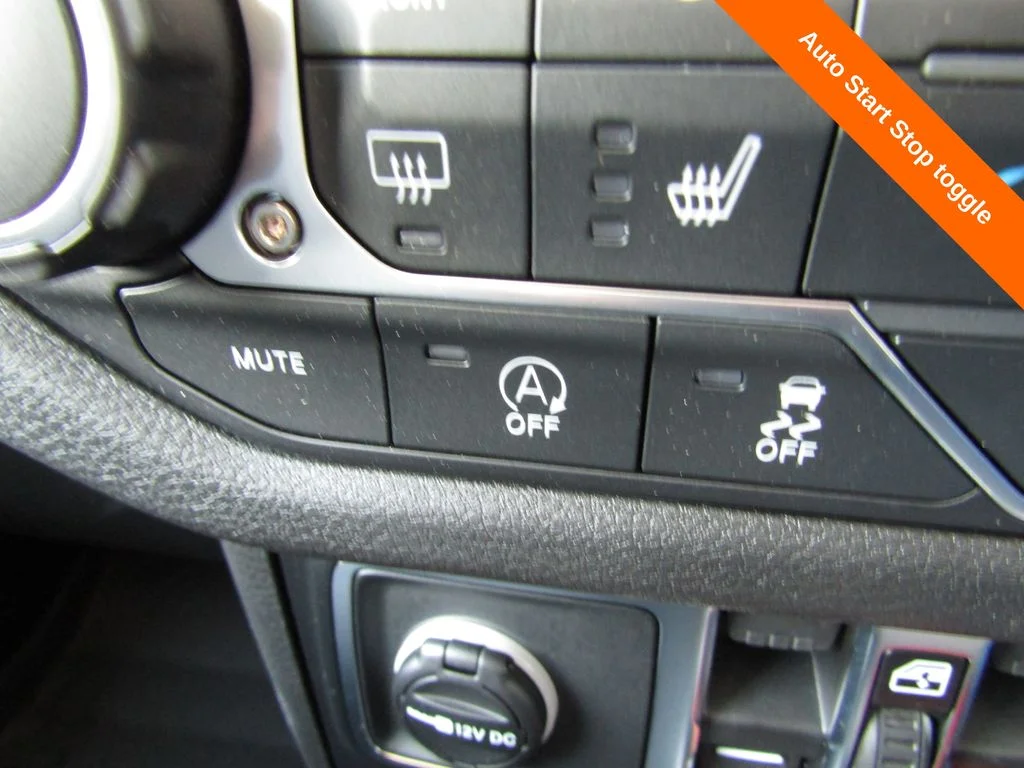 New 2026 Bright White Clearcoat Jeep Sport RHD image 15