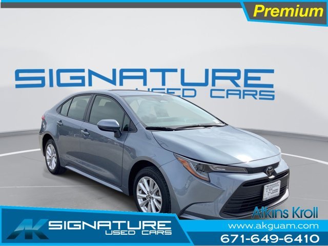 2025 Toyota Corolla LE CVT's photo