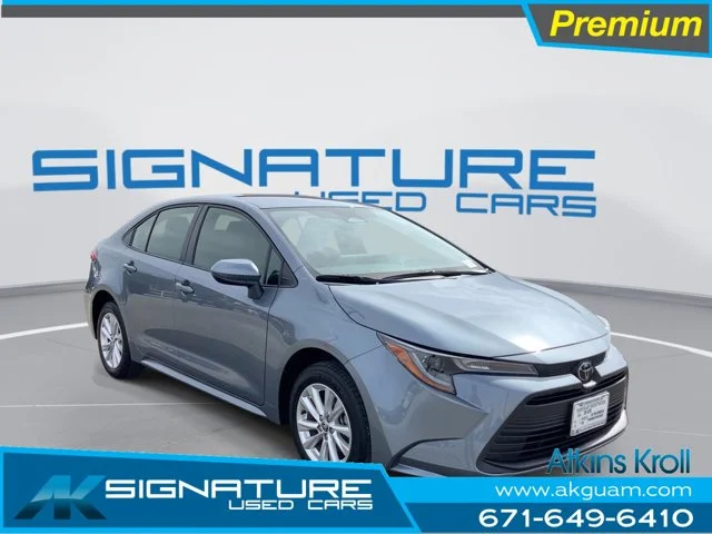 2025 Toyota Corolla LE CVT's photo