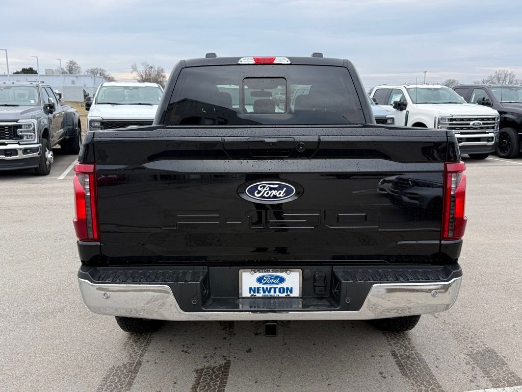 New 2026 Agate Black Metallic Ford XLT image 34