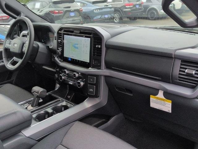 New 2026 Carbonized Gray Metallic Ford XLT image 30