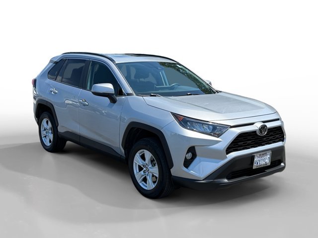 Used 2021 Silver Sky Metallic Toyota  image 7