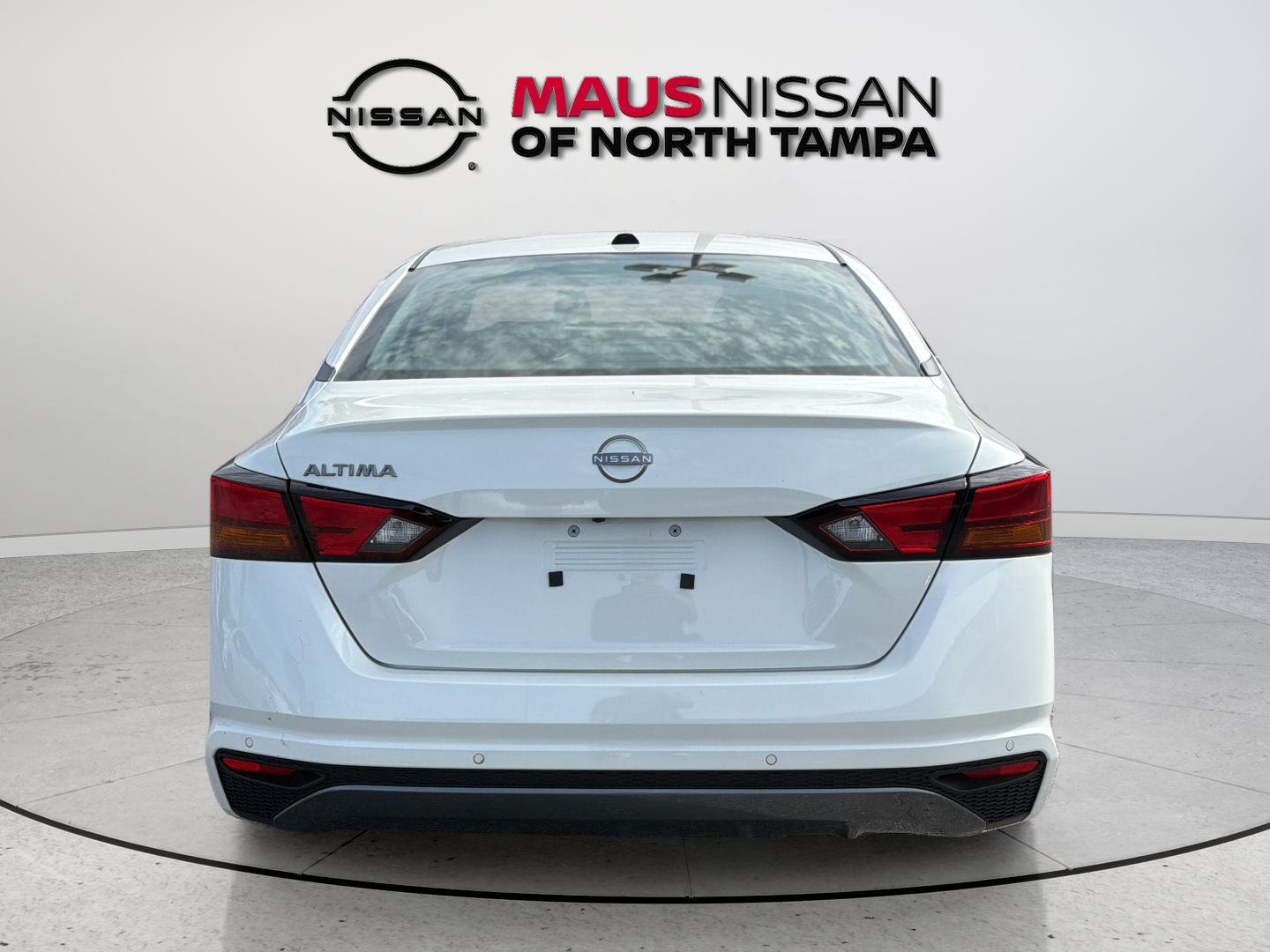 New 2026 White Nissan 2.5 SV image 9
