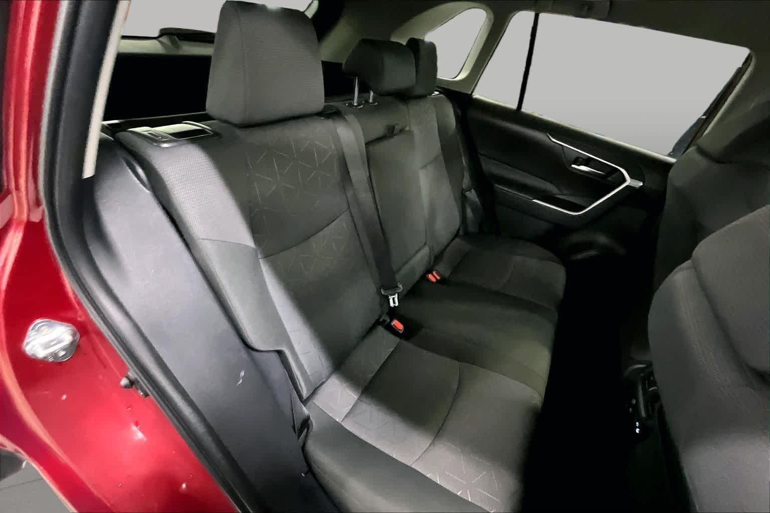 Used 2025 Ruby Flare Pearl Toyota XLE image 21