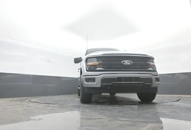 New 2026 Iconic Silver Metallic Ford XLT image 26
