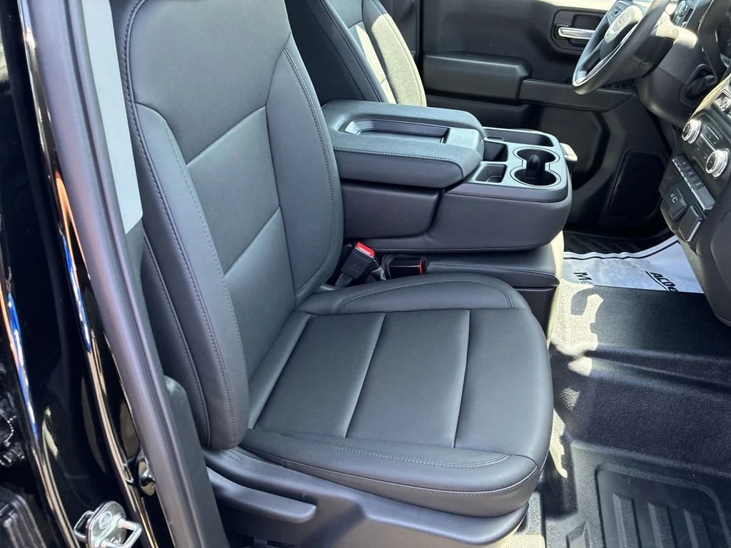 New 2026 Onyx Black GMC Pro image 20