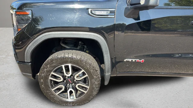 Used 2023 Black GMC AT4 image 38