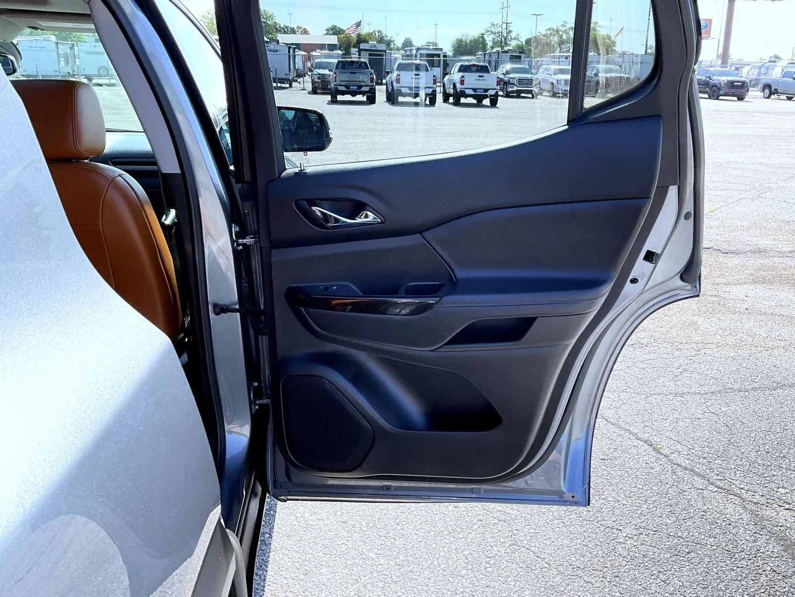 Used 2020 Gray GMC AT4 image 17