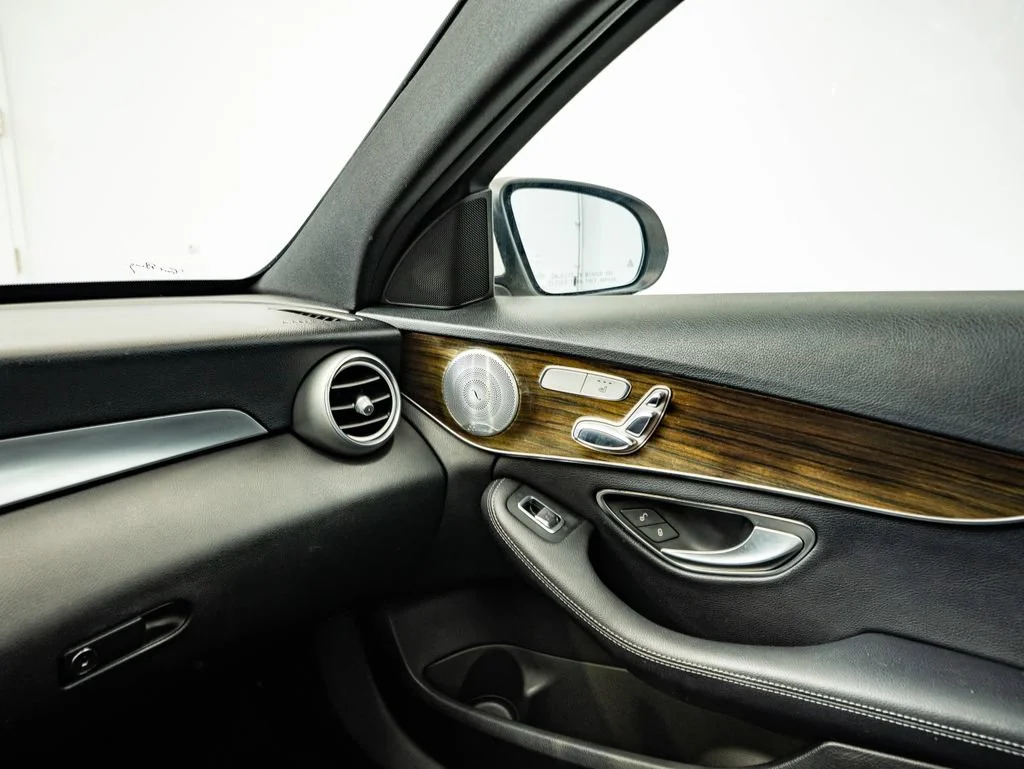 Used 2018 White Mercedes-Benz C 300 image 39