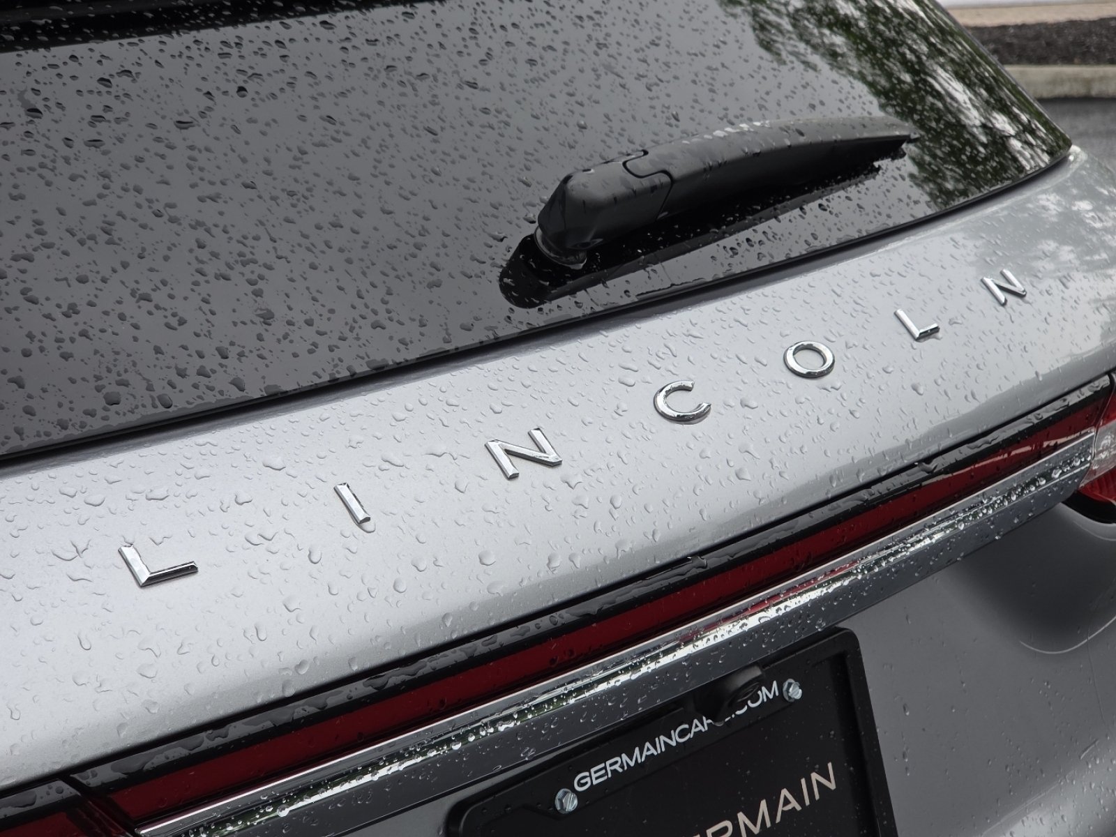 Used 2022 Radiance Metallic Lincoln Reserve image 15