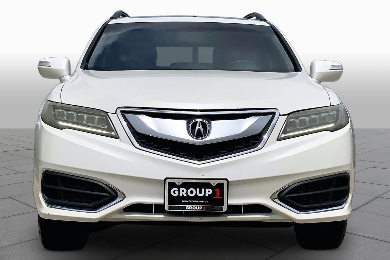 Used 2017 White Diamond Pearl Acura w/Technology Pkg image 4