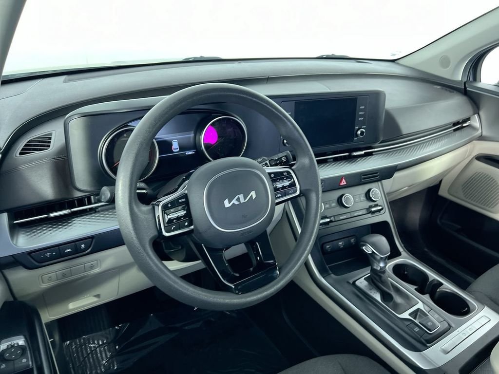 Certified Used 2024  Kia LX image 26