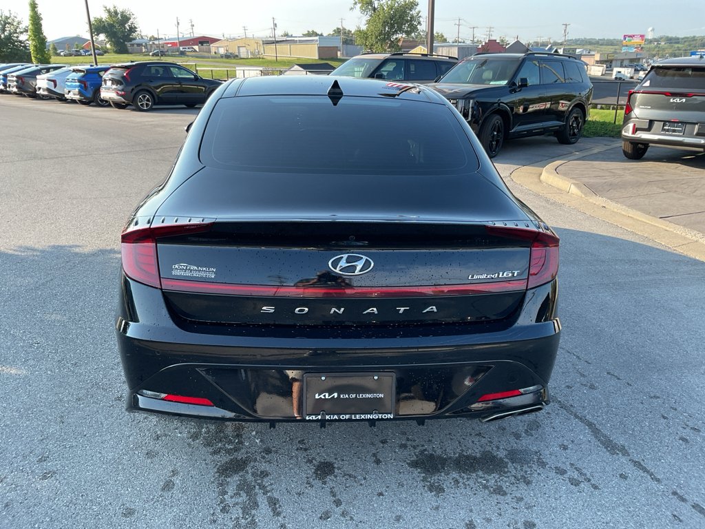 Used 2023 Onyx Black Hyundai Limited image 9