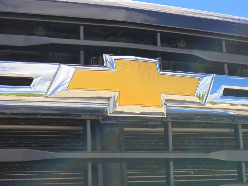 Used 2024 Gray Chevrolet LT image 32