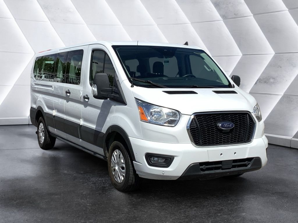 Used 2021 White Ford XLT image 1
