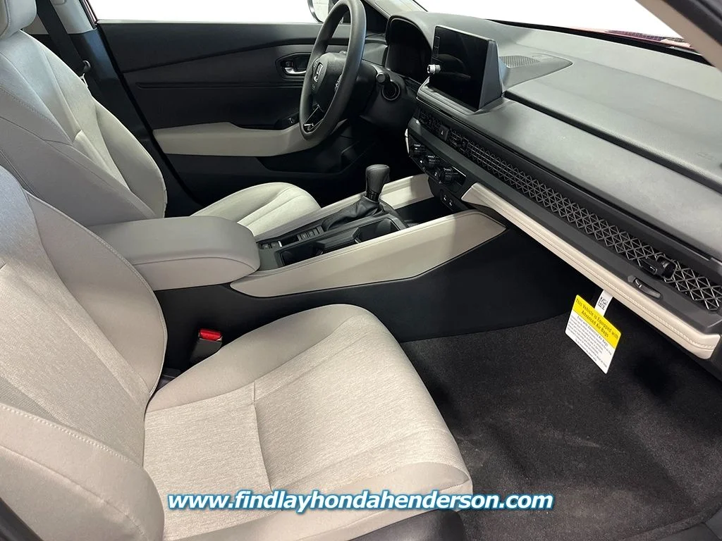 New 2026 Platinum White Pearl Honda LX image 25