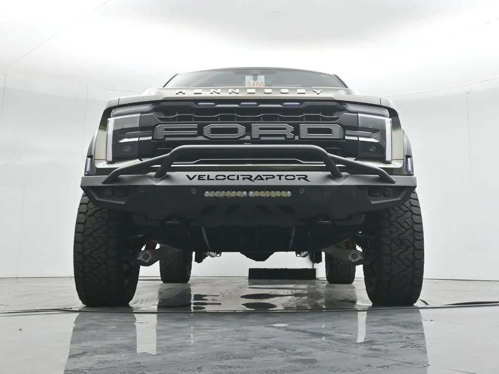 New 2025 Shelter Green Ford Raptor image 48
