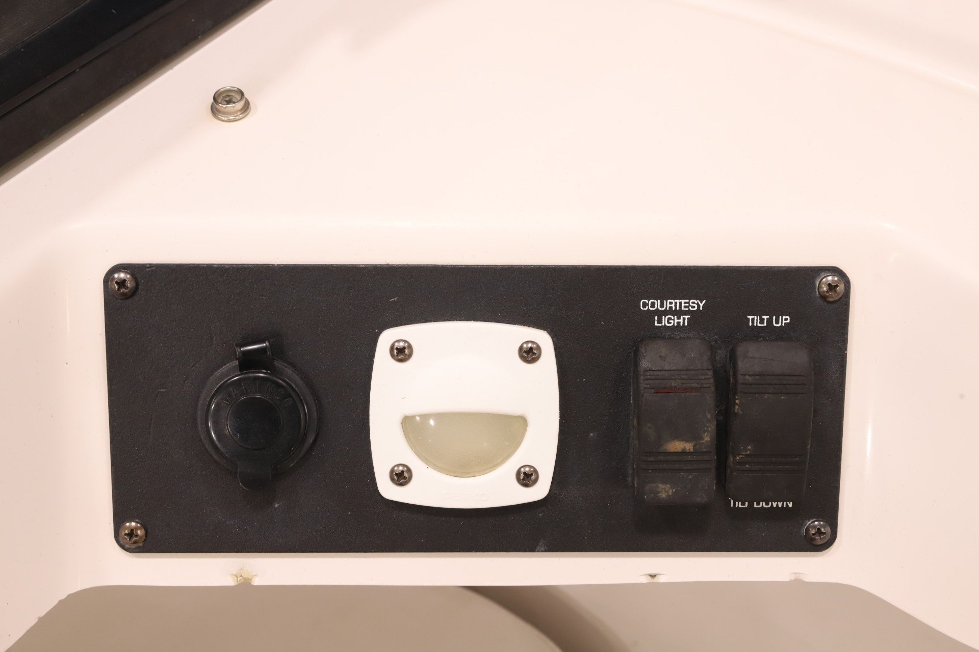Used 2008  FOUR WINNS  image 8