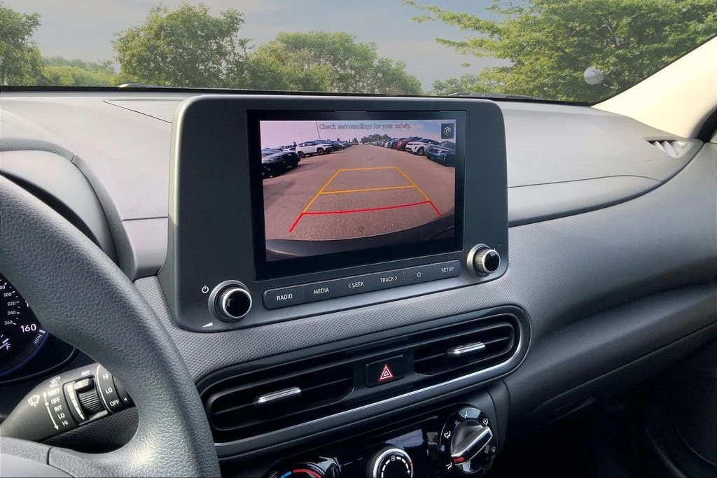 Used 2023 Gray Hyundai SEL image 13