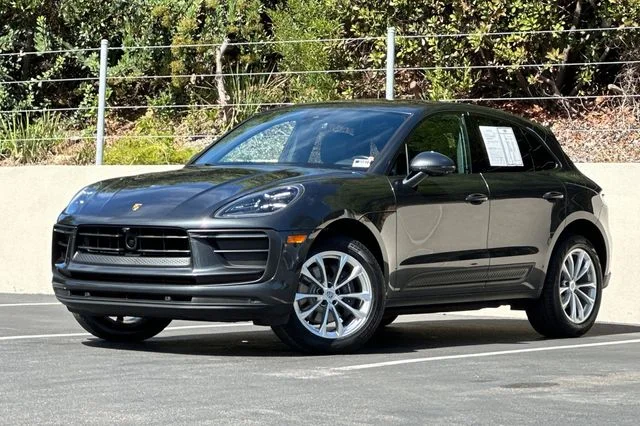 2023 Porsche Macan