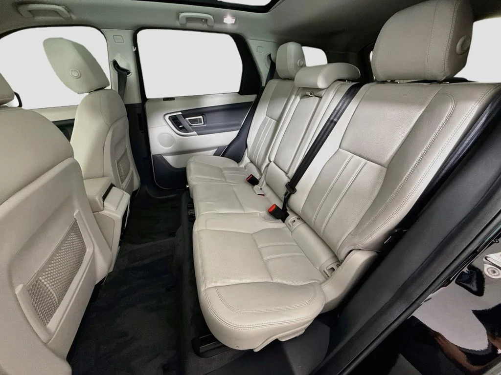 Used 2017 Black Land Rover HSE image 26
