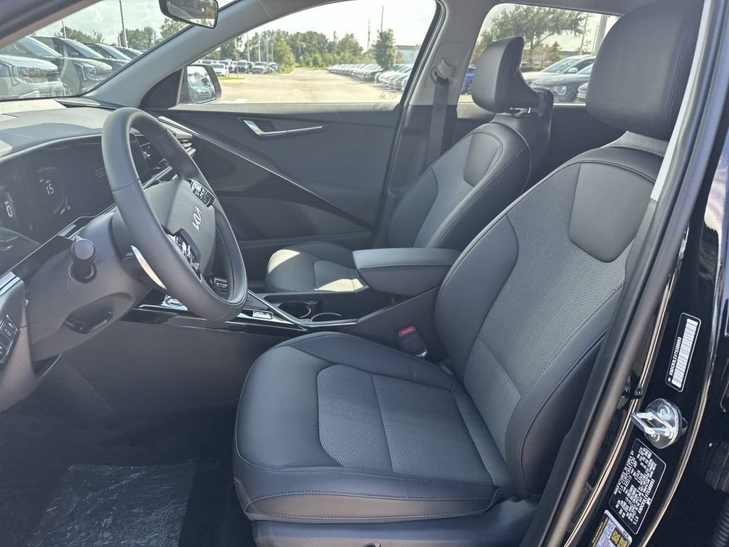 New 2026 Aurora Black Pearl Kia EX image 3