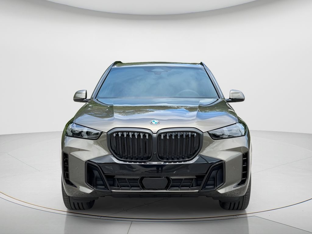 New 2026 Manhattan Green Metallic BMW xDrive40i image 2