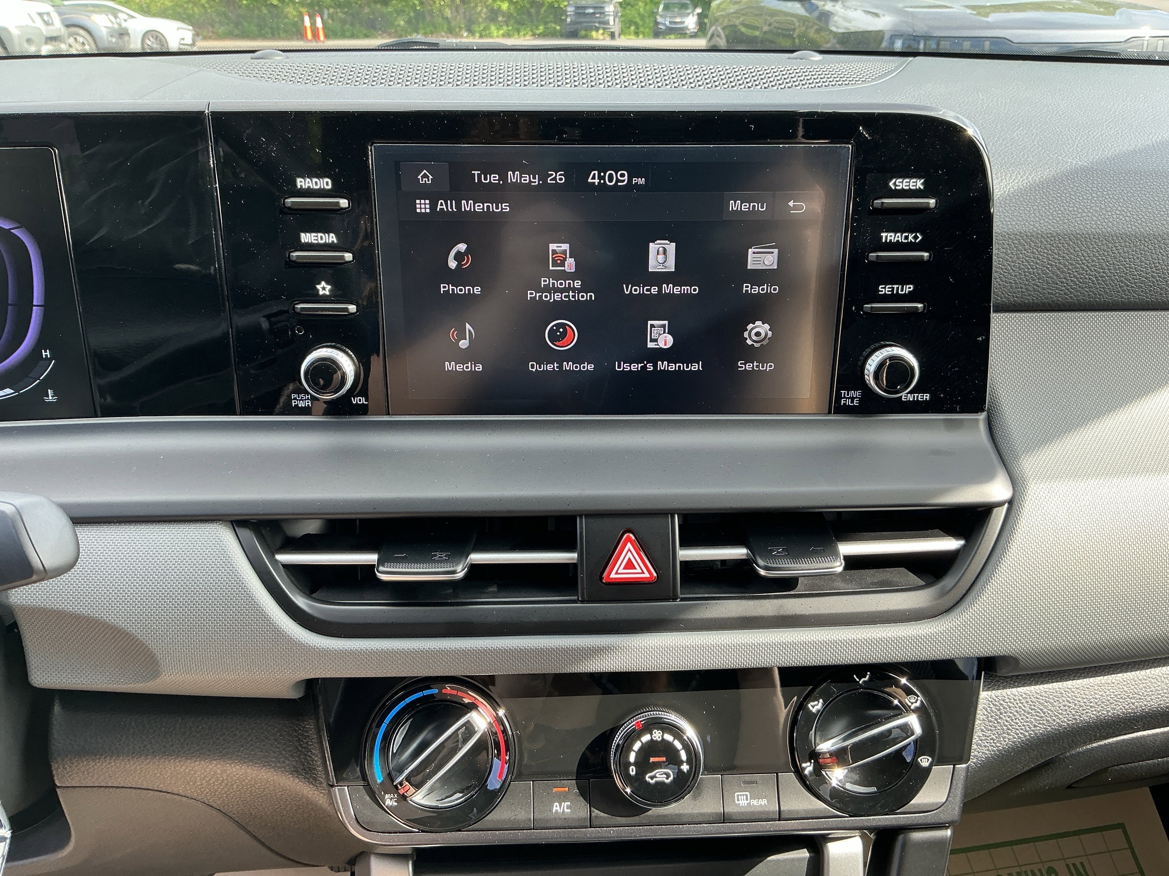 New 2026 Steel Gray Kia LX image 18