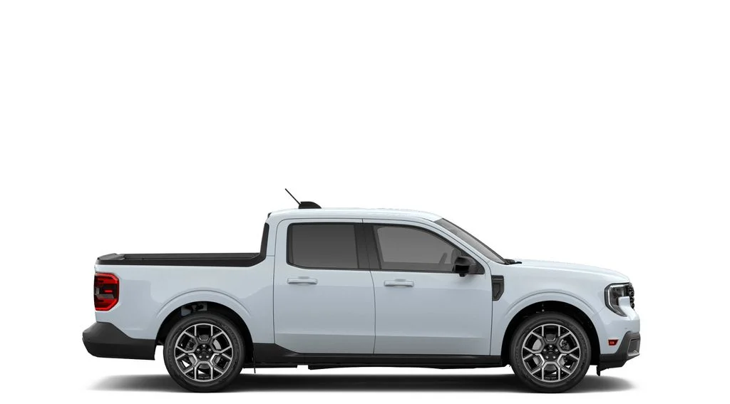 New 2026 White Ford MAVERICK LAR AW image 6