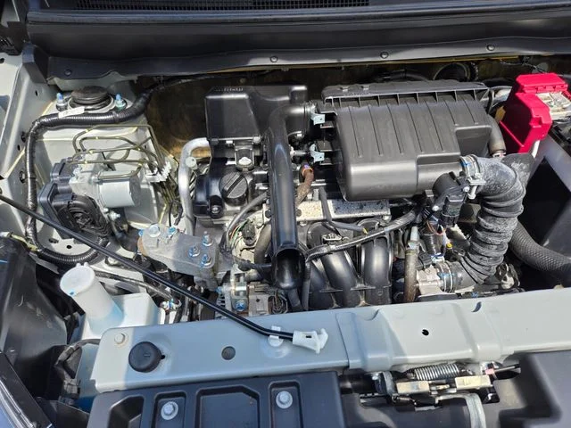 Used 2024 Gray Mitsubishi ES image 22