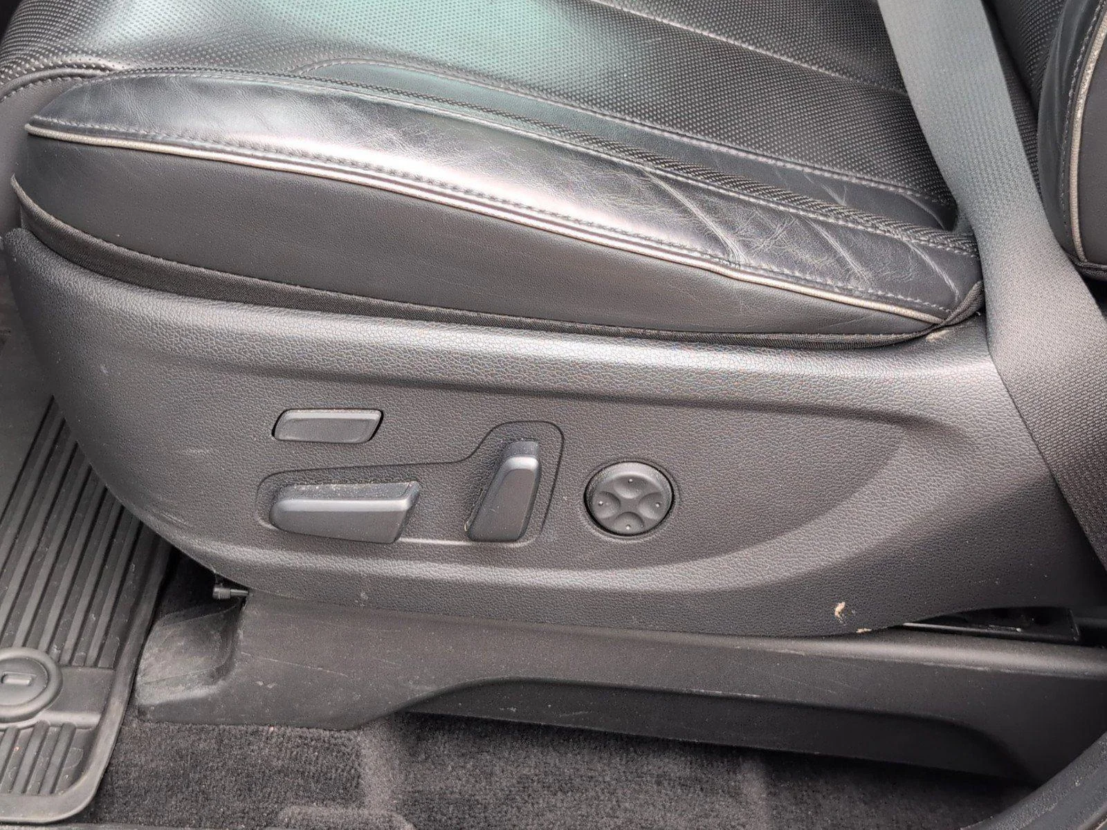 Used 2022 Hyper White Hyundai Calligraphy image 18