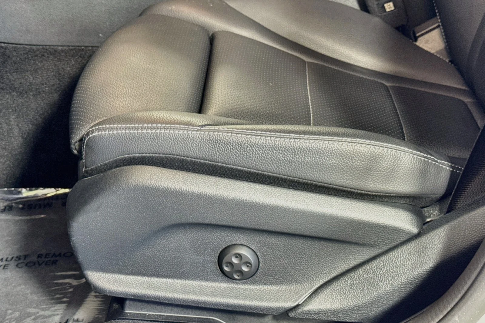 Used 2023 Polar White Mercedes-Benz GLC 300 image 18