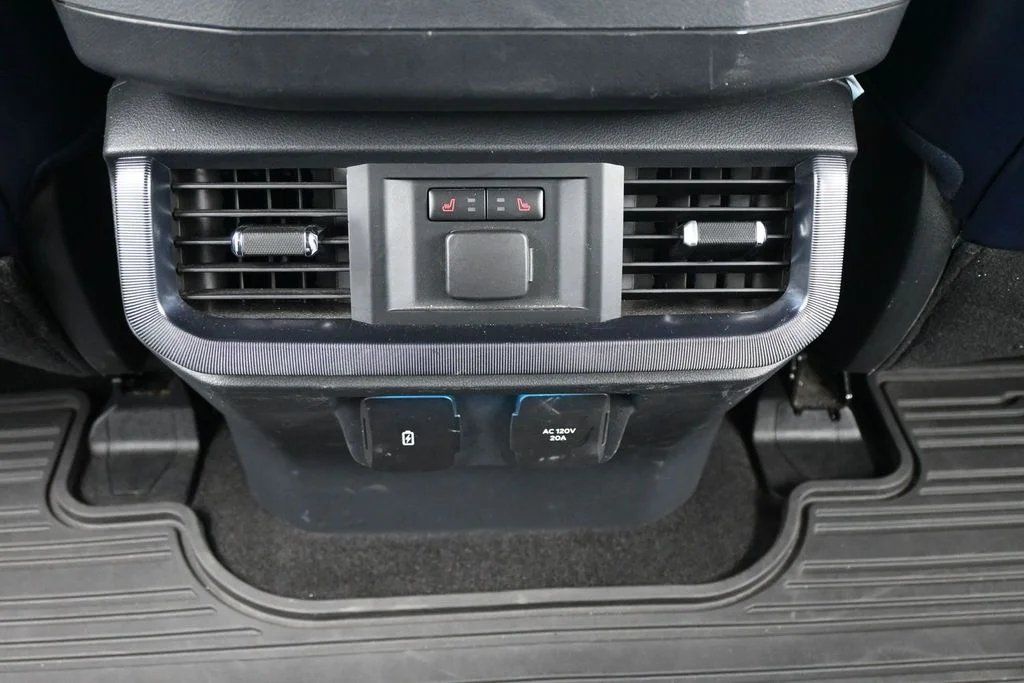 Used 2021 White Ford Raptor image 22