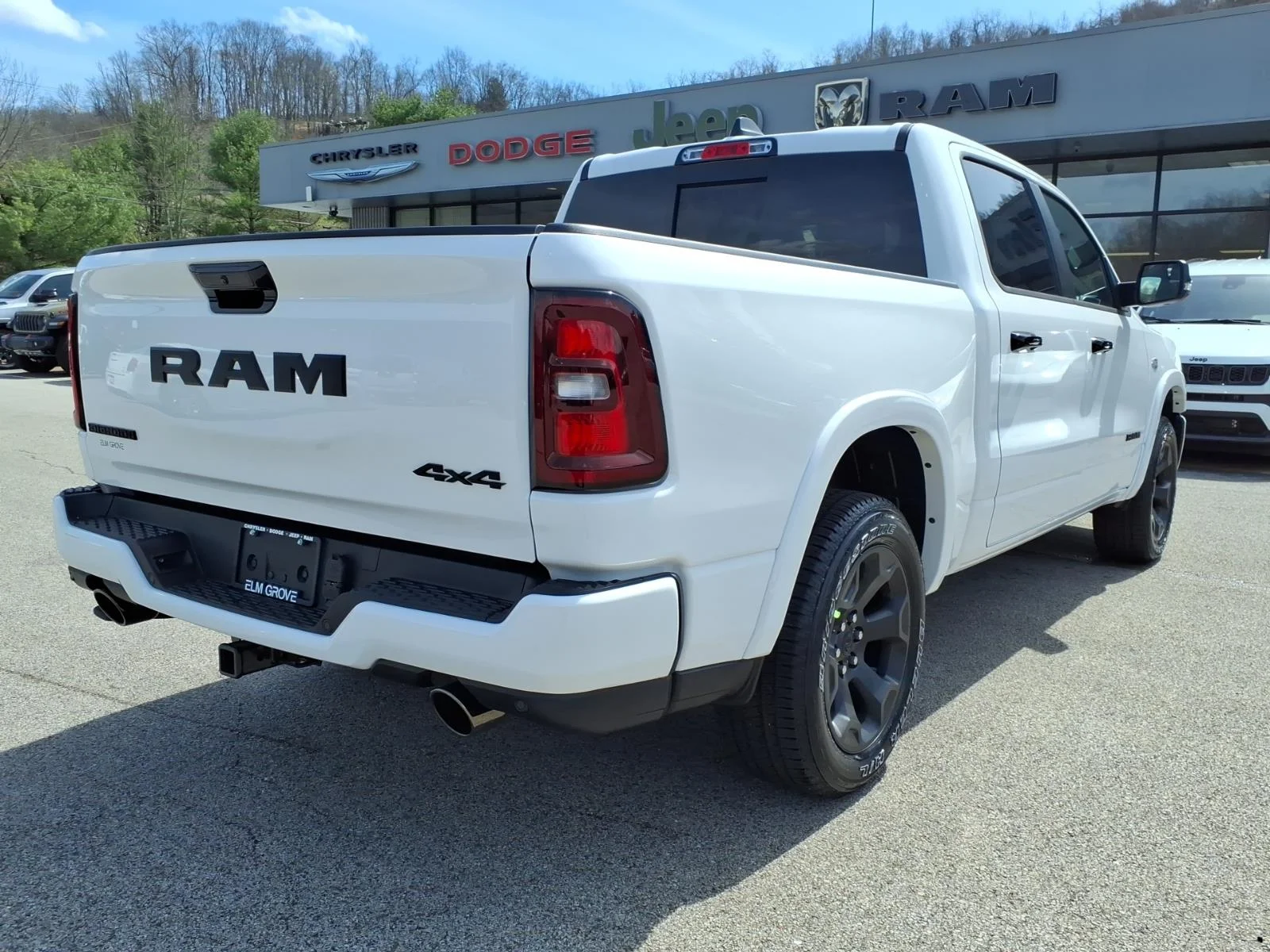 New 2026 Bright White Clear-Coat Exterior Paint RAM Big Horn/Lone Star image 3