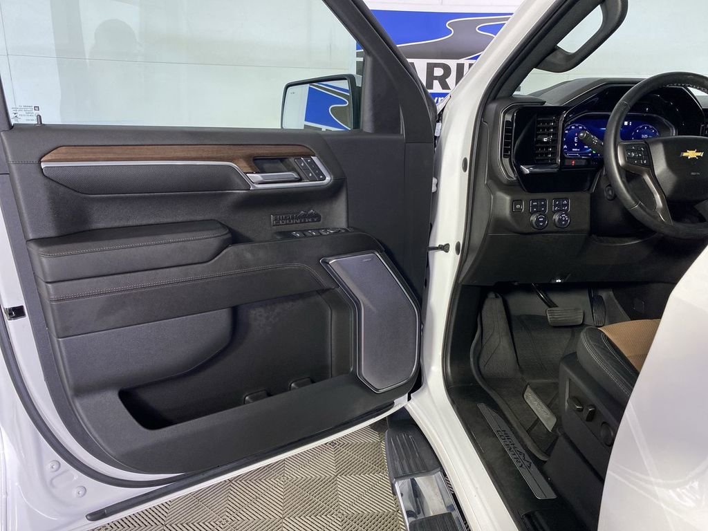 2023 Chevrolet Silverado 1500 High Country - Photo 29