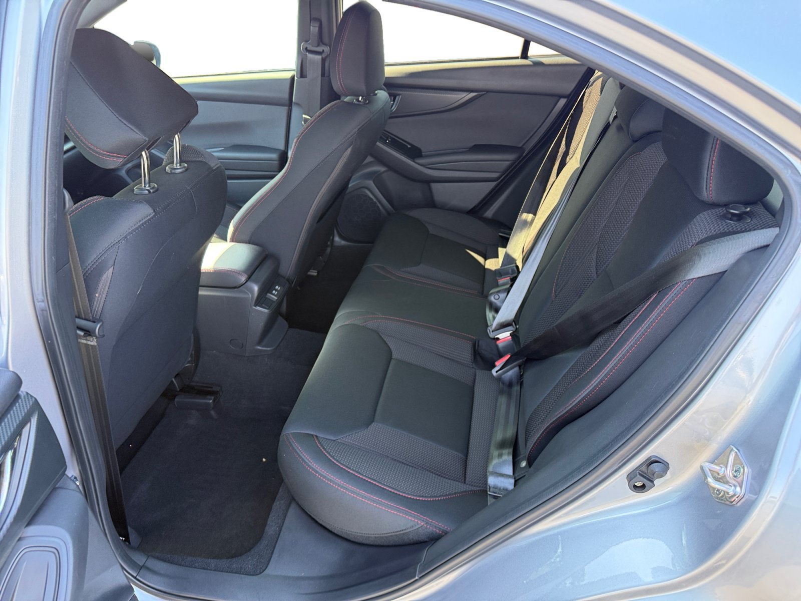 Used 2023 Ice Silver Metallic Subaru Premium image 16