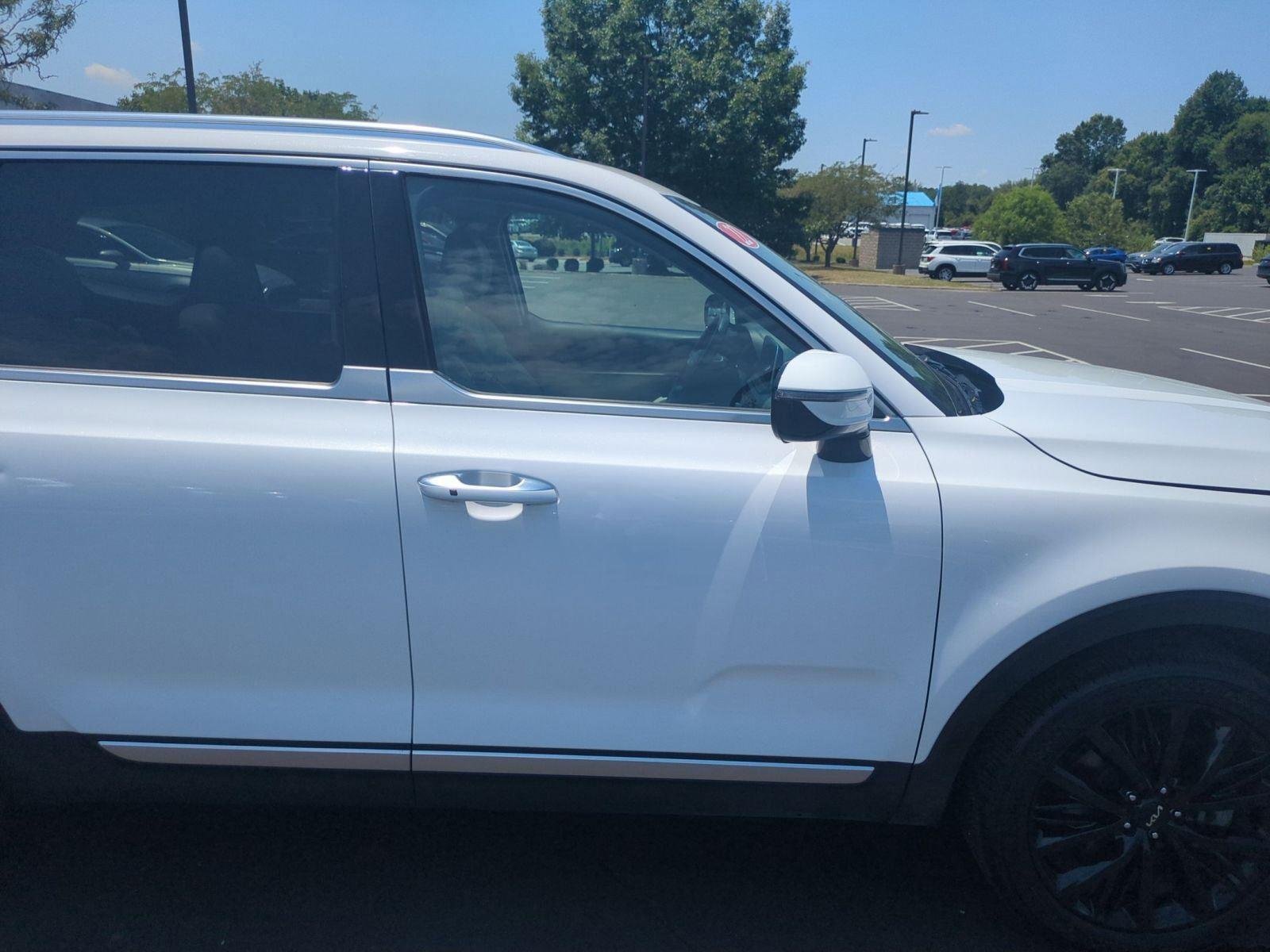 Used 2022 Glacial White Pearl Kia SX image 57