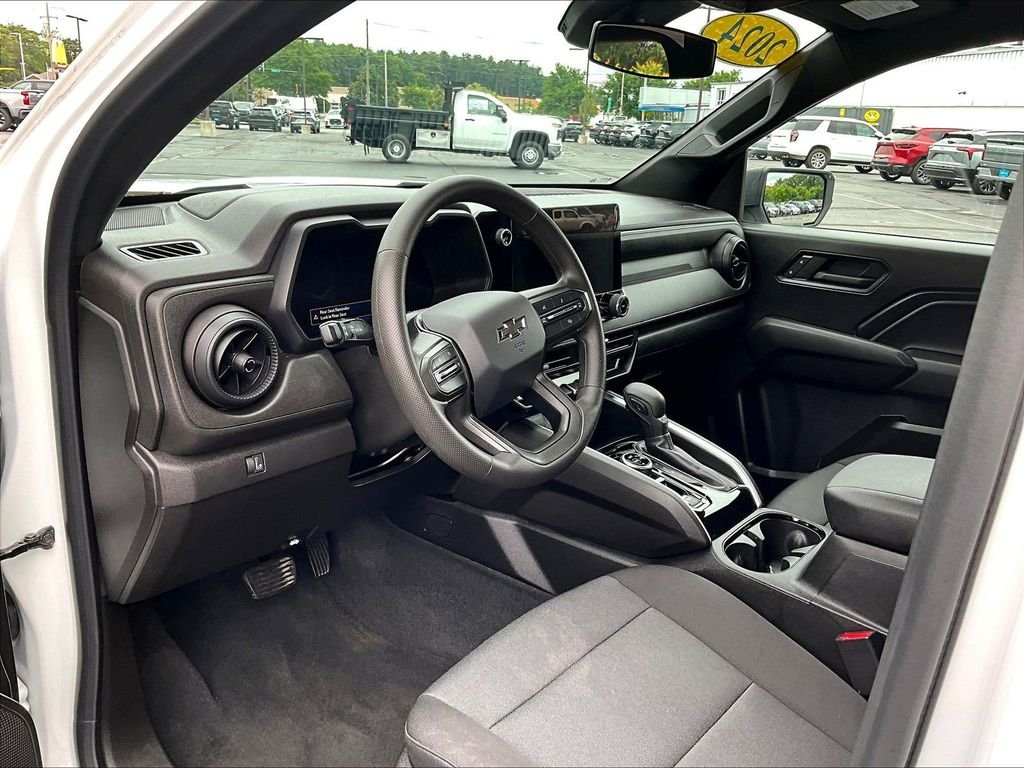 Used 2024 White Chevrolet Trail Boss image 8