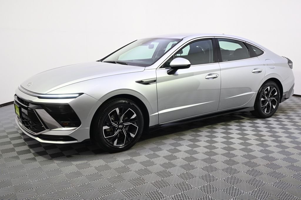 Certified 2024 Hyundai Sonata SEL with VIN KMHL64JA5RA400505 for sale in St. Louis Park, Minnesota