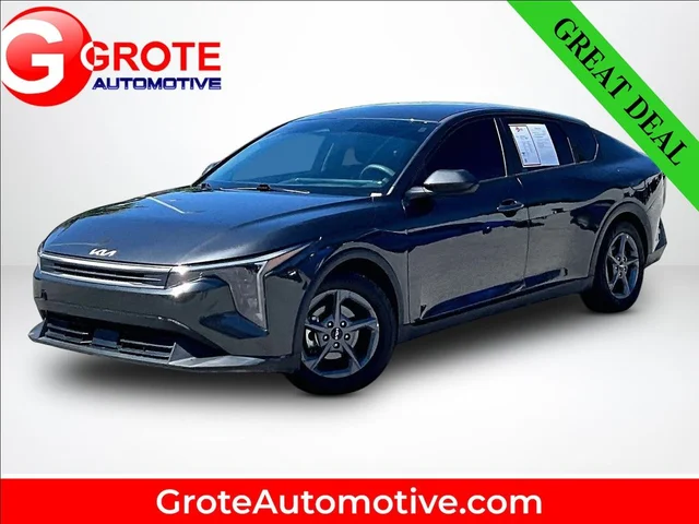 2026 Kia K4 LXS