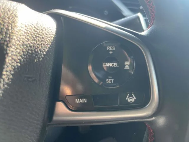 Certified Used 2020 White Honda Si image 26