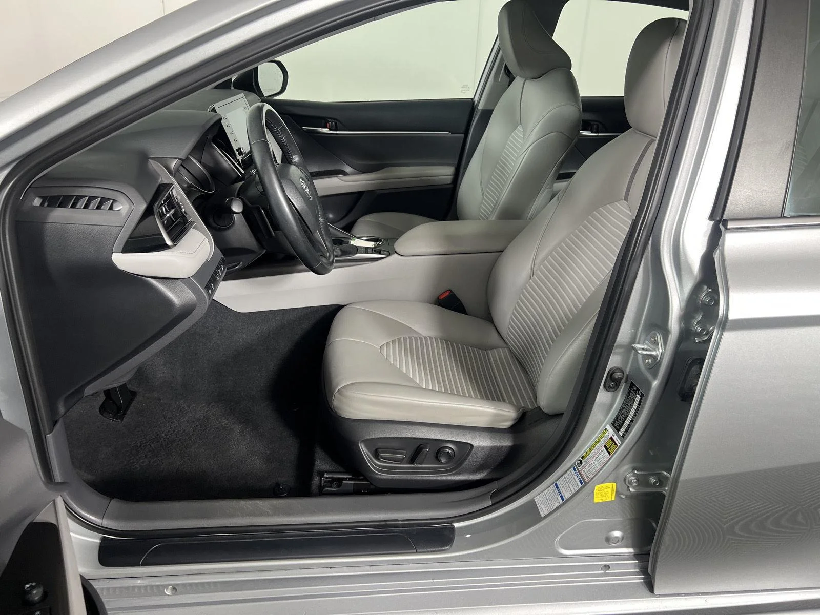 Used 2022 Celestial Silver Metallic Toyota SE image 12