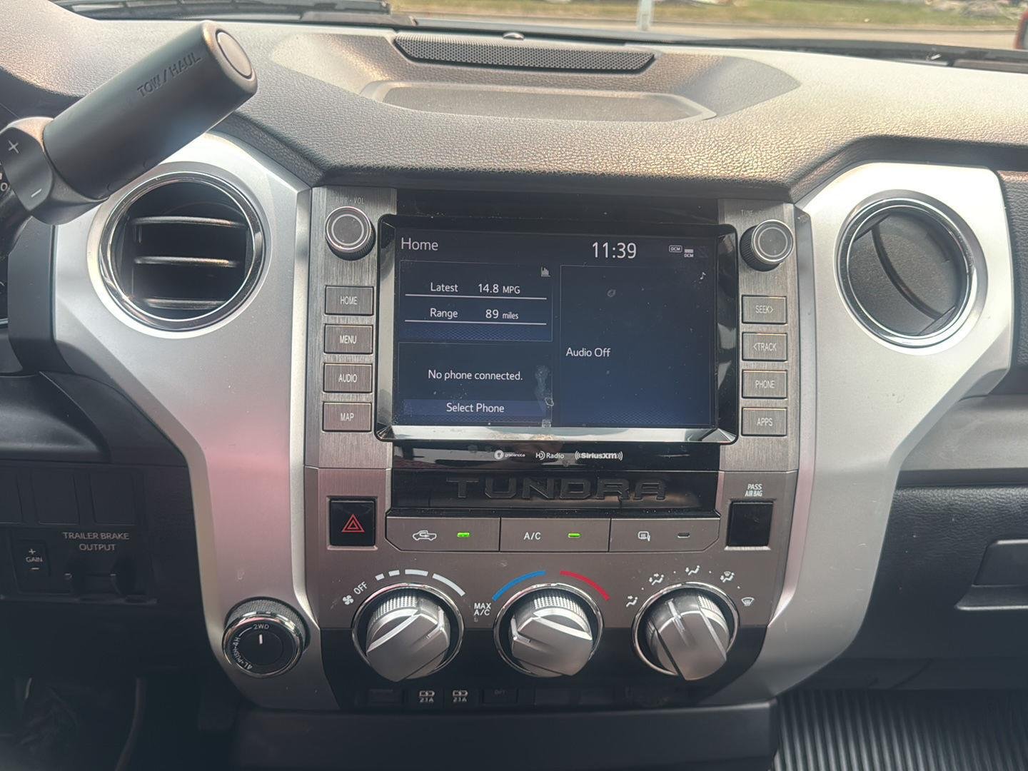 Used 2020 Midnight Black Metallic Toyota SR5 image 9