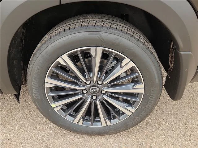 New 2026 KH3 Super Blac Nissan Platinum Front-Wheel Drive image 5