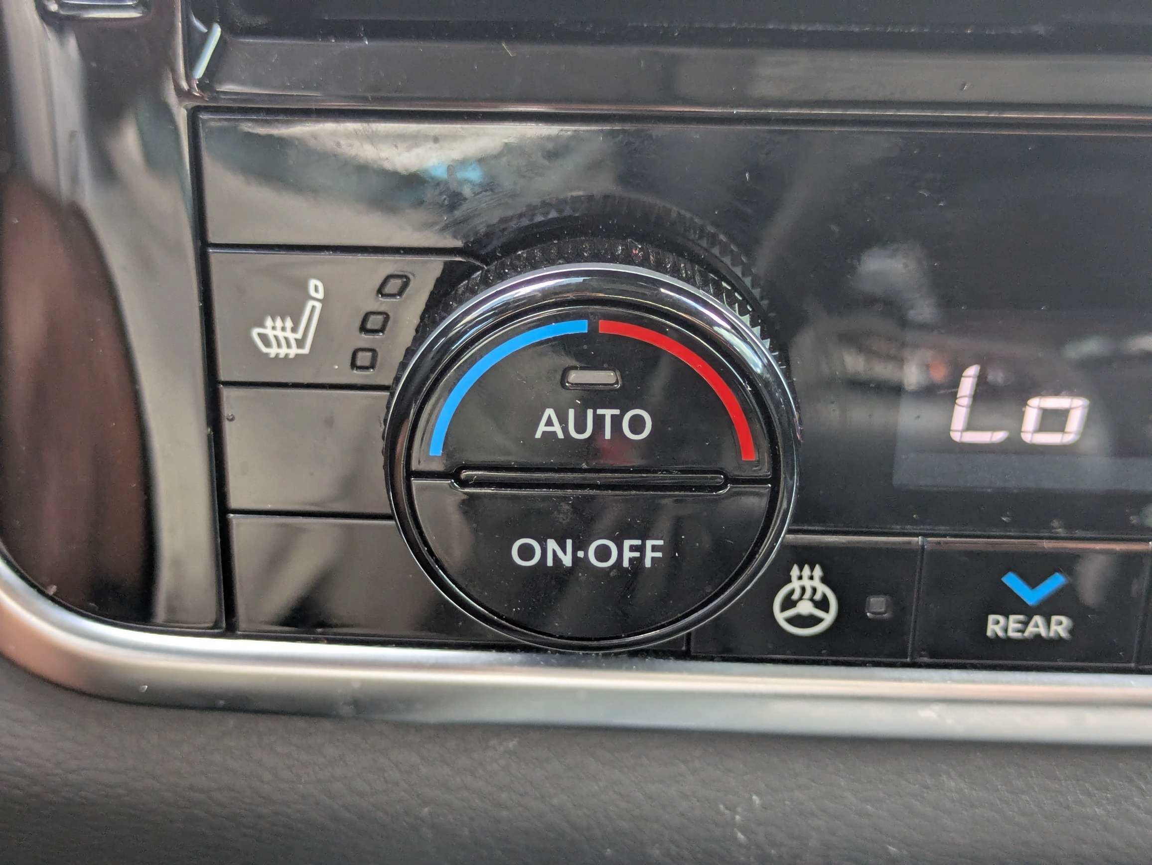 Used 2022 Blue Nissan SL image 20