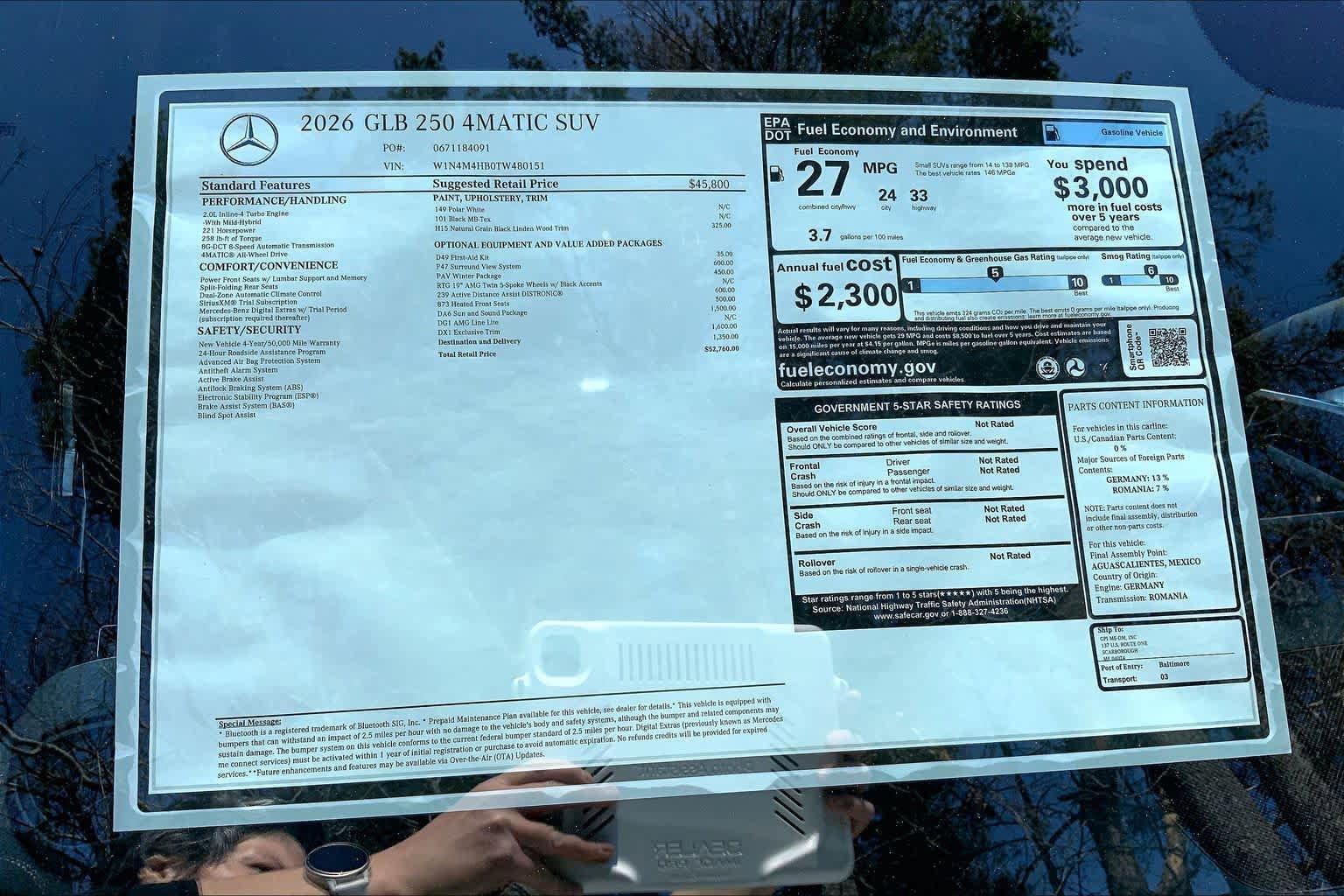 New 2026 Polar White Mercedes-Benz GLB 250 image 26