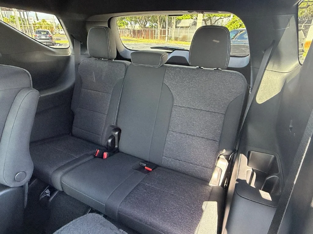 2027 Chevrolet Traverse LT - Photo 11